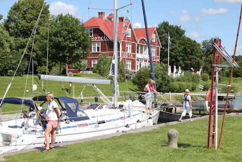 Stadig flere turister i bobil til Göta kanal.