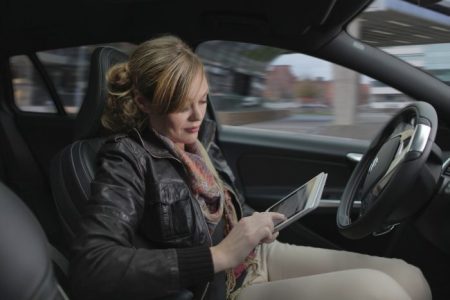  Selvkjørende bil: SELVSTYRT: Bilprodusentene jobber iherdig for å utvikle biler som ikke trenger sjåfør. (Foto: Volvo)